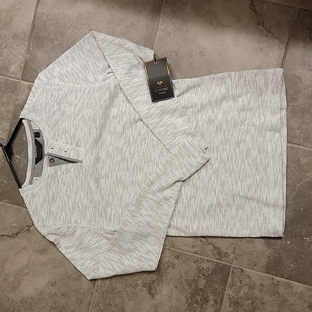 Outpost Makers long sleeve